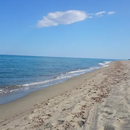 A Nuciola By Resid&co * Prunete