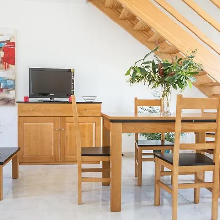 A Nuciola By Resid&co * Prunete