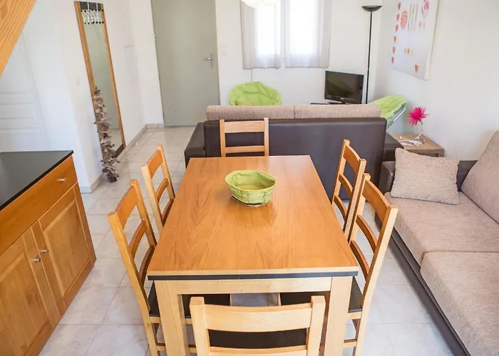 A Nuciola By Resid&co Prunete