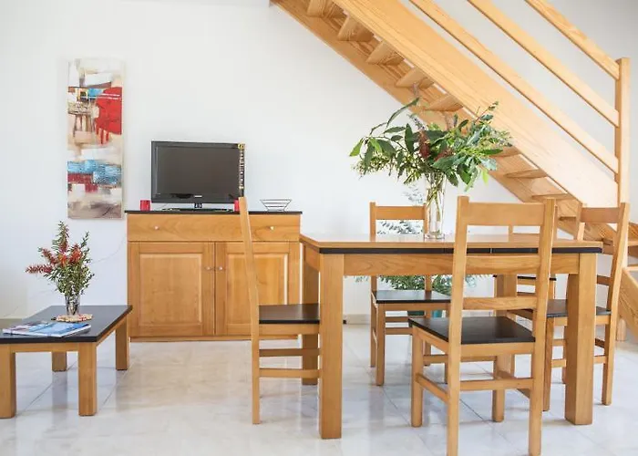 A Nuciola By Resid&co * Prunete