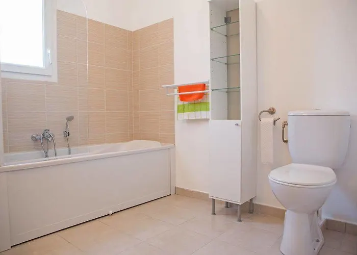 A Nuciola By Resid&co Prunete