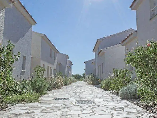 A Nuciola By Resid&co Prunete